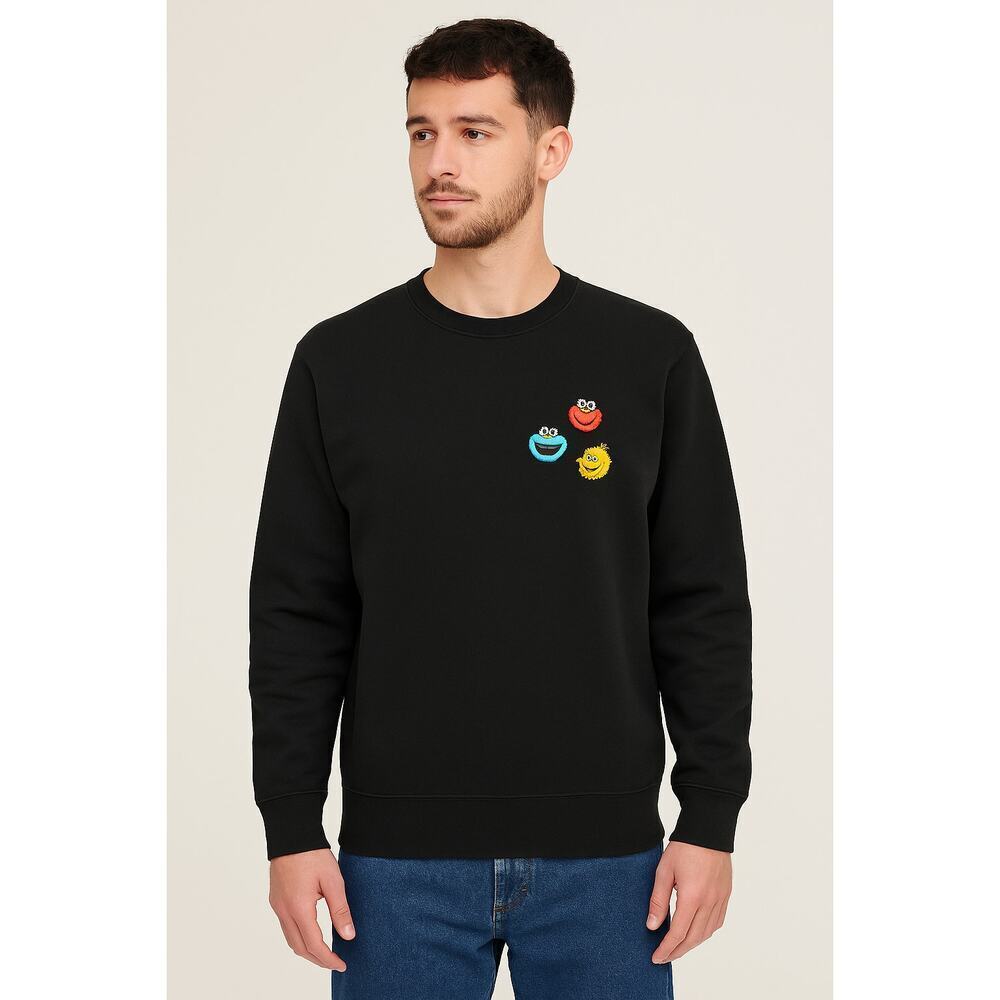 Uniqlo x KAWS x Sesame Street Sweatshirt Black Size L
